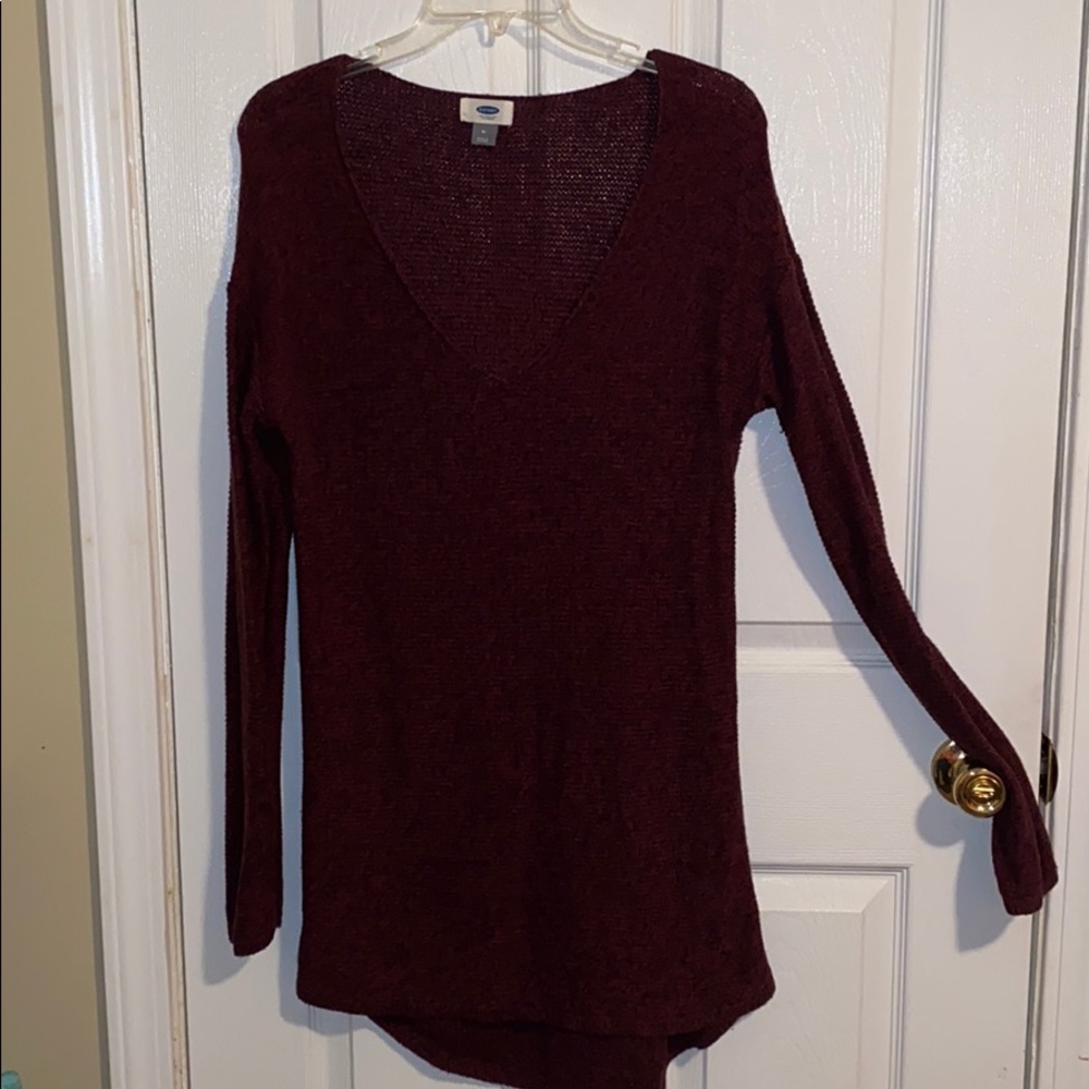 Old navy burgundy tunic sweater